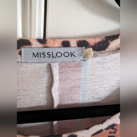 Multi color striped top with cheetah sleeves - Picture 2 of 3